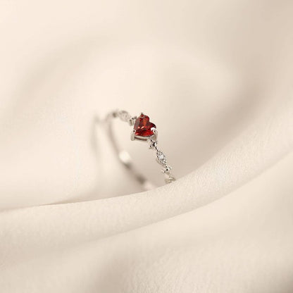 14K Gold Red Heart Crystal Ring