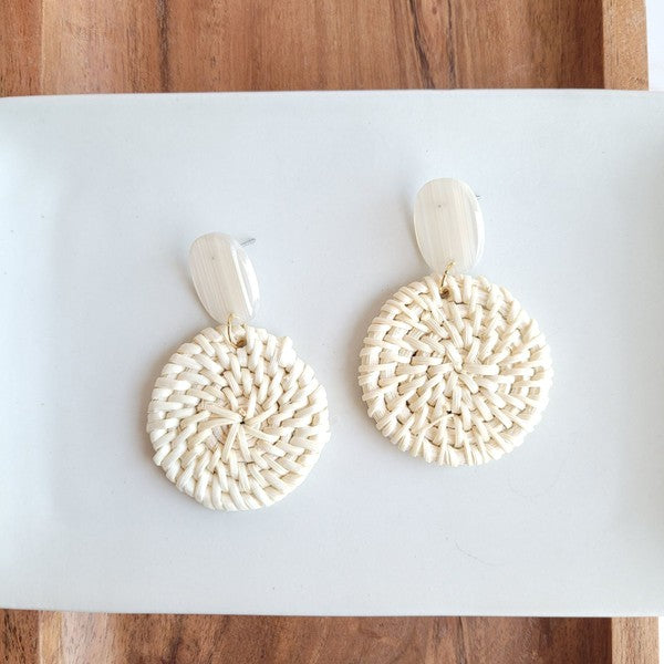 Dominica Earrings - Light Rattan Seashell