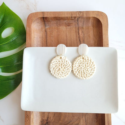 Dominica Earrings - Light Rattan Seashell