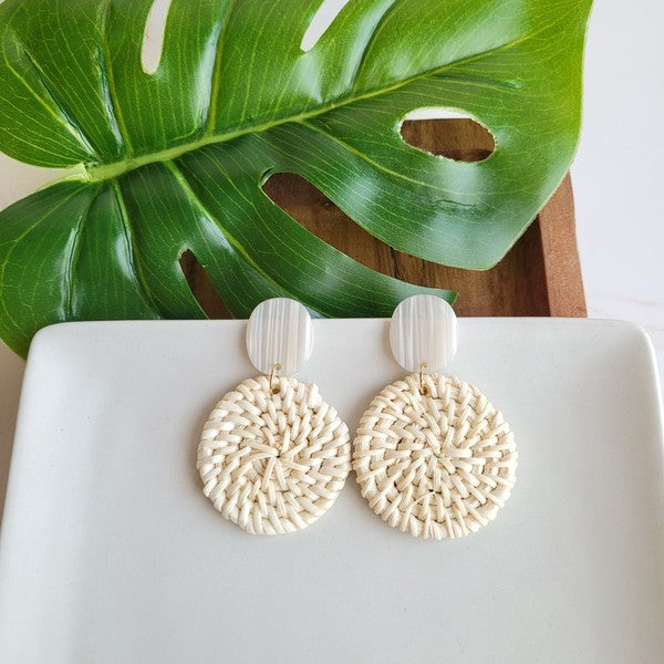 Dominica Earrings - Light Rattan Seashell