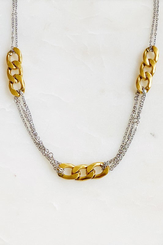 Two Toned Noble Chain Necklace