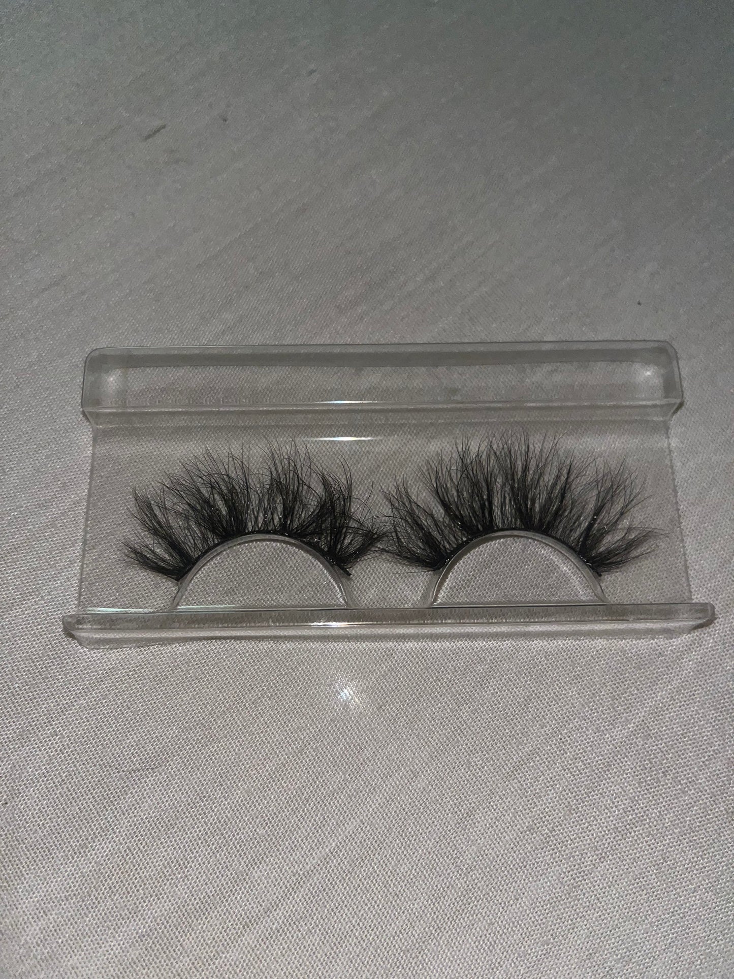 Scintillating Lashes